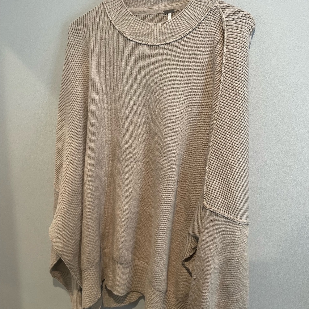 NWOT FREE PEOPLE EASY STREET TUNIC